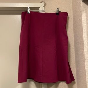 Maroon New York & Company stretch skirt